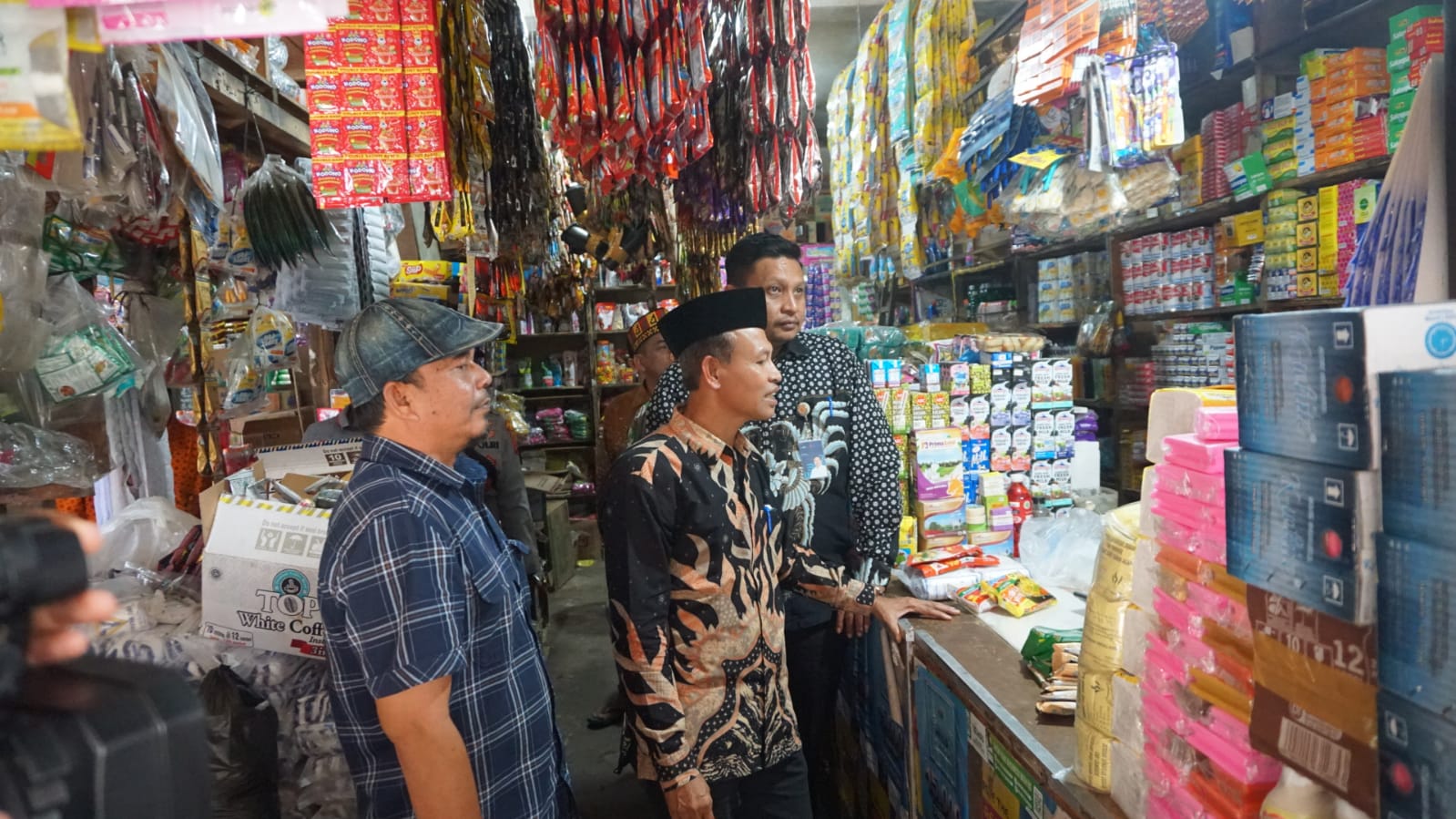Menjelang Memasuki Bulan Ramadhan, Pemerintah Kota Langsa Bersama Instansi Terkait Melakukan Pengecekan Harga Kebutuhan Pokok Di Pusat Pasar Kota Langsa
